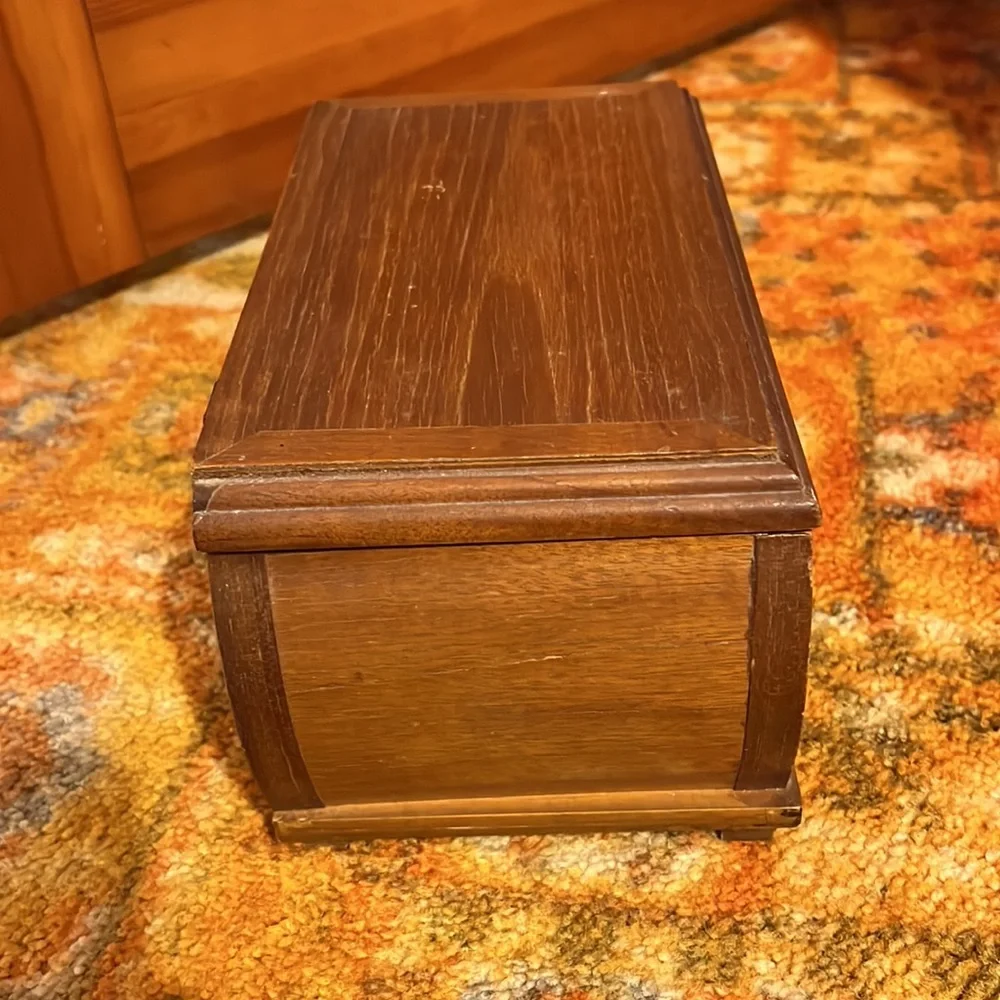 N/A brown wooden